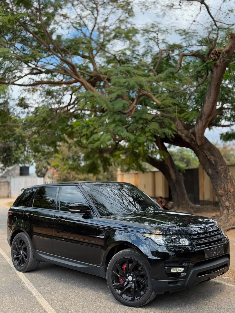 RANGE ROVER